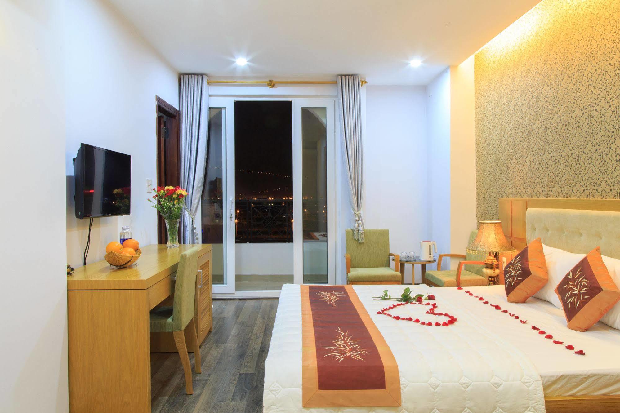 Hoai Sang Hotel Дананг Екстер'єр фото